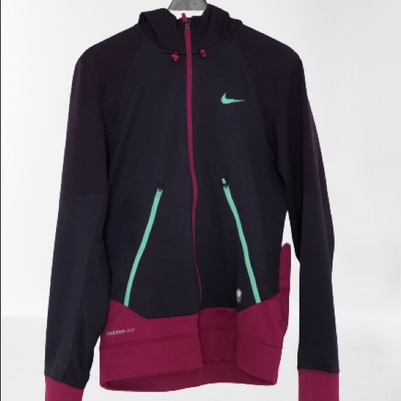 nike outdoor jacket